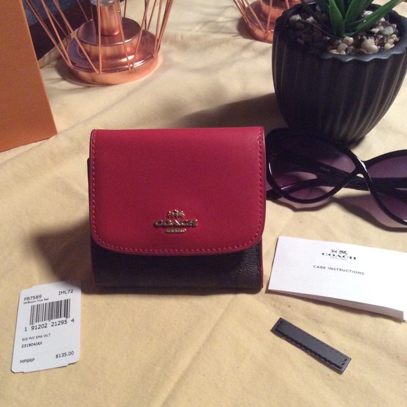 Coach Handbags - COACH LEATHER WALLET